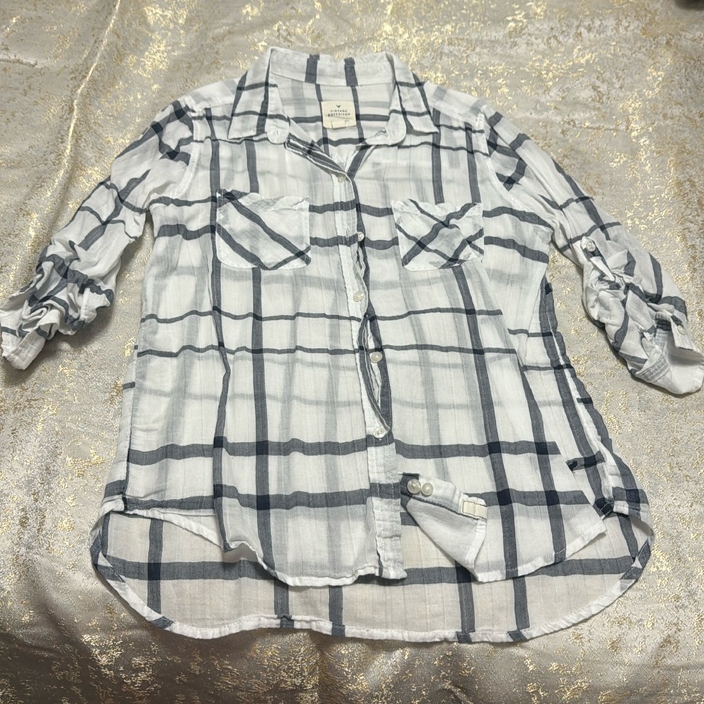 American Eagle button down